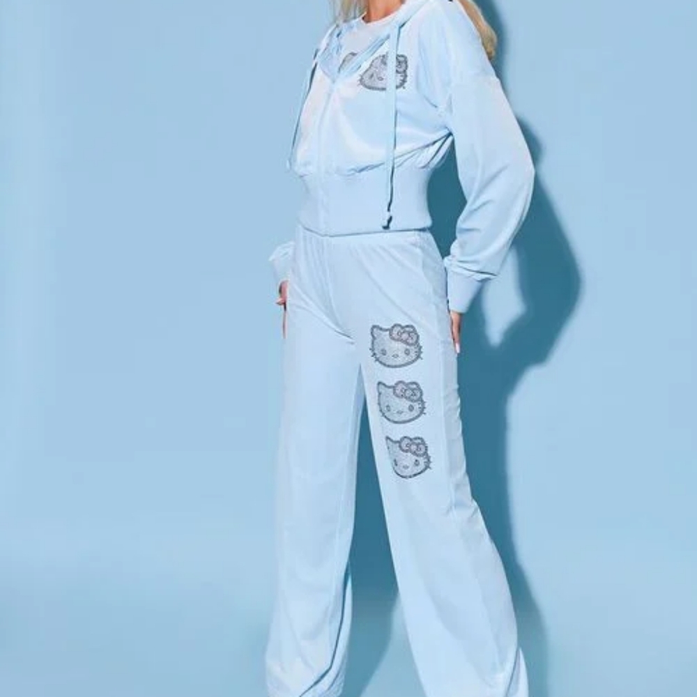 Hello Kitty x Forever 21 Blue Velour Sweatpants